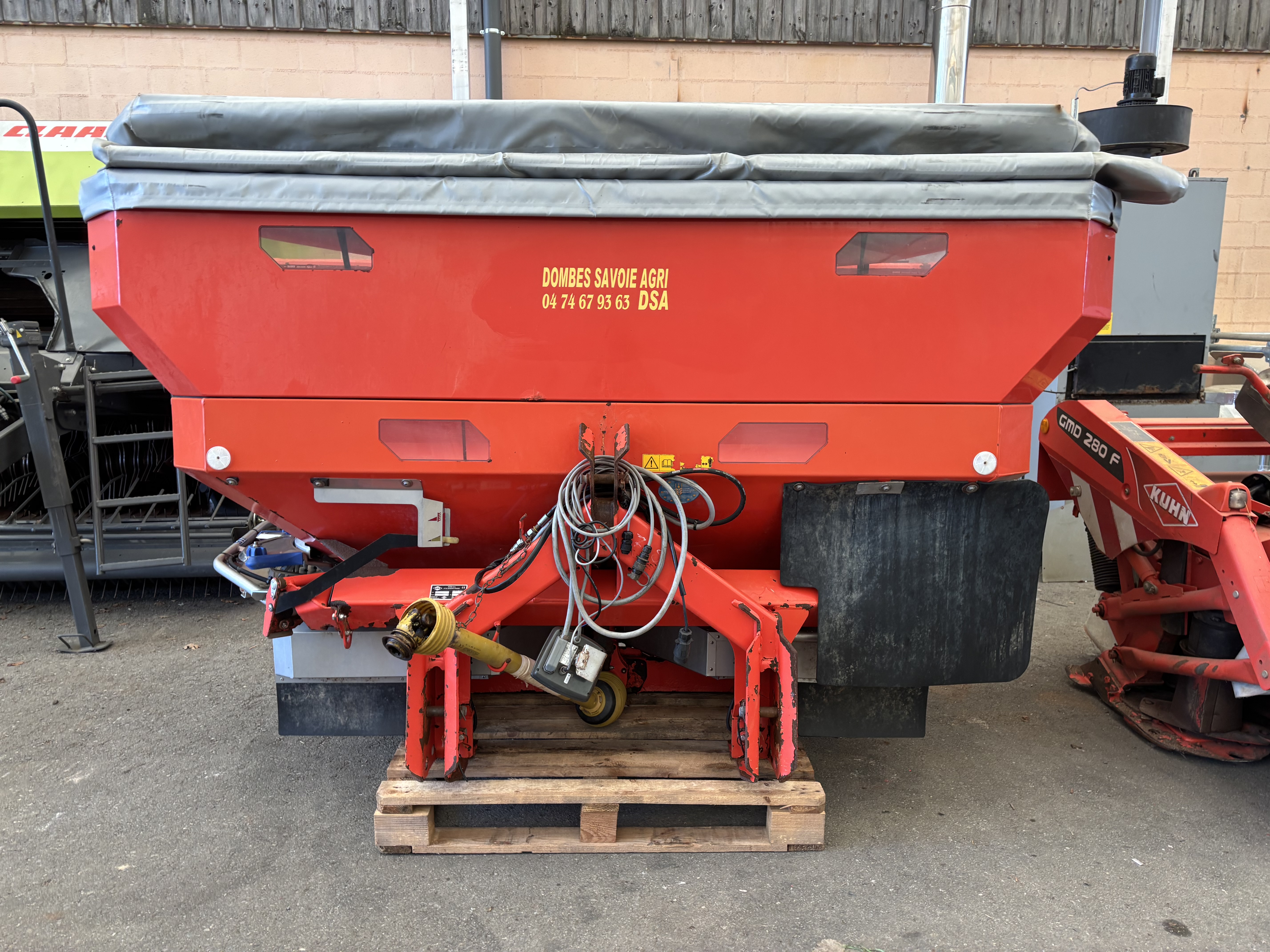 Kuhn  AXIS 40.1 W